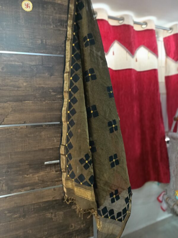 Flower Dupatta
